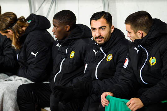 Hammarbys Jiloan Hamad på bänken