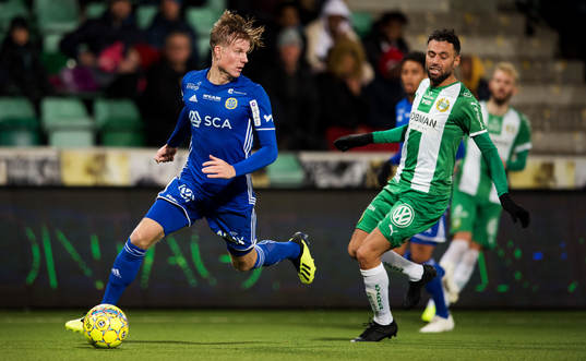 Sundsvalls Eric Björkander och Hammarbys Imad Khalili