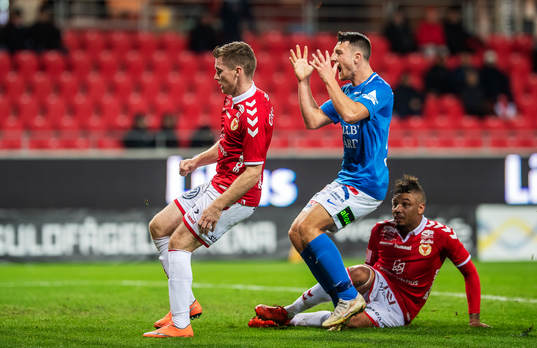 Trelleborgs Alexander Blomqvist deppar medan Kalmars Mikael