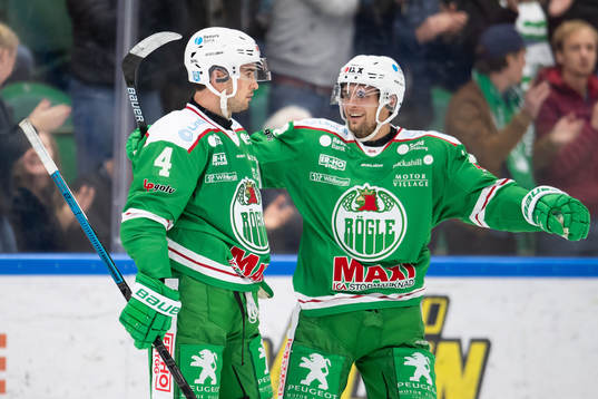 Rögles Kodie Curran och Daniel Zaar jublar