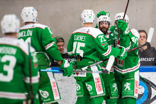 Rögles Taylor Matson jublar