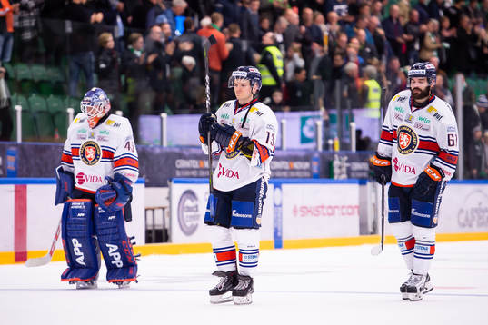 Växjös målvakt Viktor Andrén, Tuomas Kiiskinen och