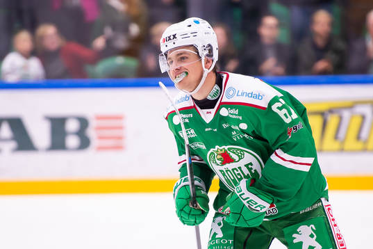 Rögles Leon Bristedt  jublar