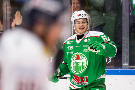 Rögles Leon Bristedt jublar