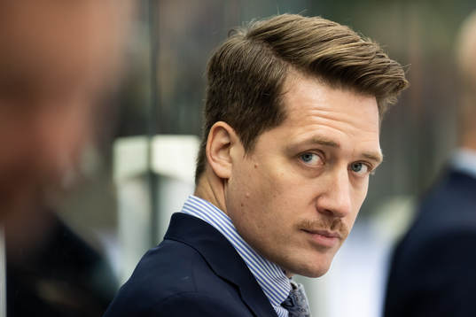 Växjös tränare Sam Hallam