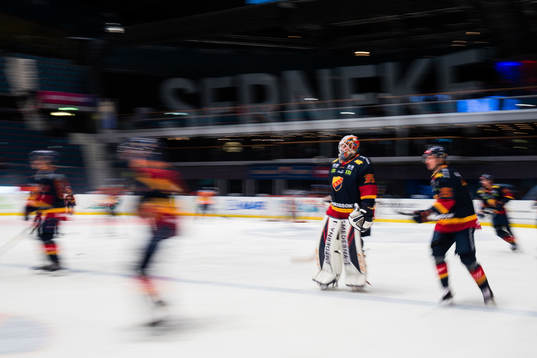 Djurgårdens målvakt Robin Jensen och hans lagkamrater