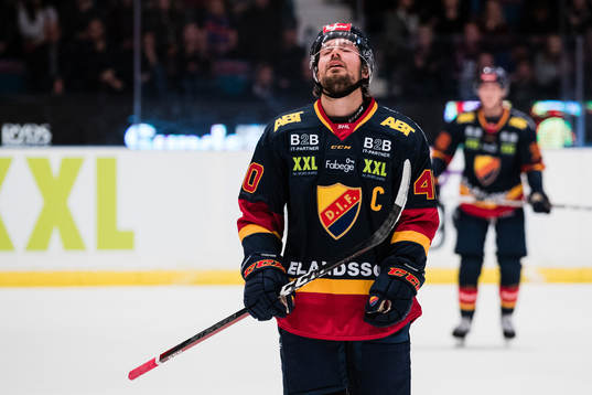 Djurgårdens Jacob Josefson deppar