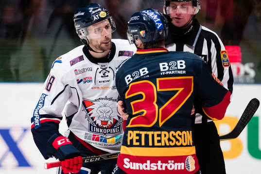 Linköpings James Wright och Djurgårdens Jesper Pettersson