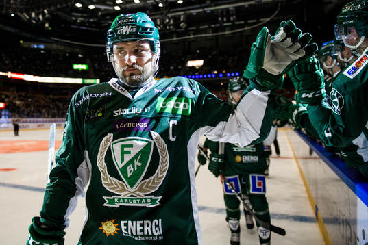 Färjestads Mikael Wikstrand jublar