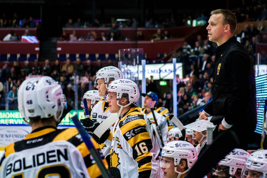 Skellefteås assisterande tränare Bert Robertsson