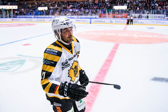 Skellefteås Jimmie Ericsson jublar