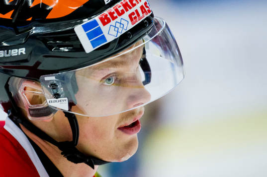 Örebros Gustav Backström med mustasch