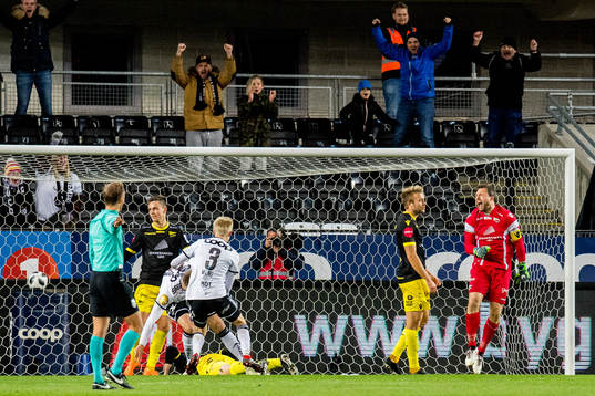 Goalkeeper Håkon Opdal of Start reacts