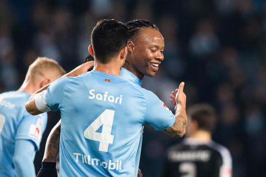 Malmö FFs Carlos Strandberg jublar