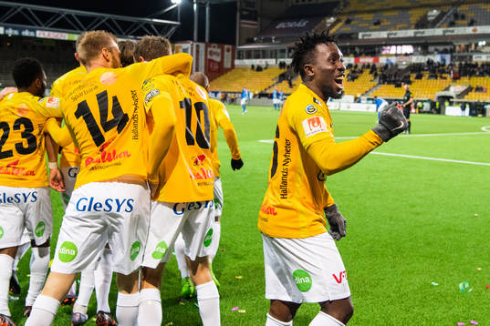Falkenbergs Chisom Egbuchunam jublar