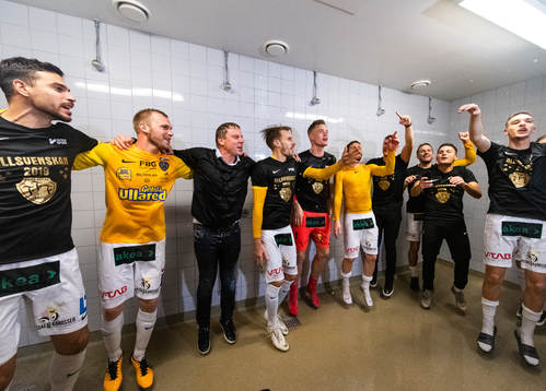 Falkenbergs Karl Söderström och tränare Hasse Eklund med