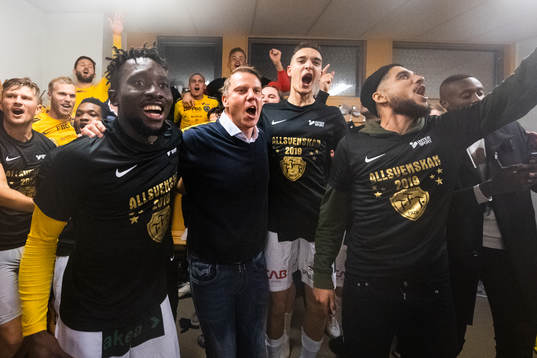 Bläddra bland fler bilder av Fotboll, Superettan, Norrby - Falkenberg