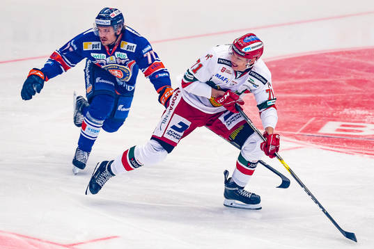 Moras Marek Daloga jagas av Växjös Pontus Netterberg