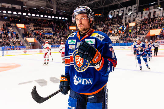 Växjös Pontus Netterberg jublar