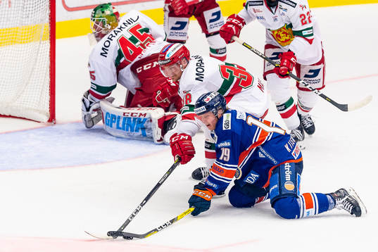Växjös Tuomas Kiiskineni kamp med Moras Adam Massuhr