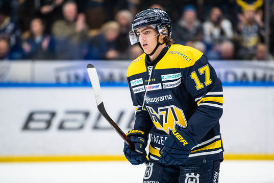 s Isac Brännström jublar