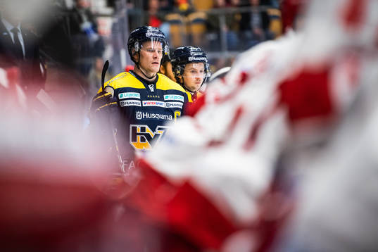 s Simon Önerud