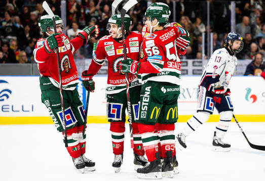 Frölundas Jacob Moverare jublar med lagkamrater