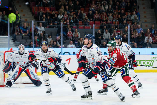 Linköpings Eddie Larsson och Frölundas Joel Lundqvist