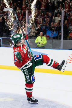 Frölundas Pathrik Westerholm jublar