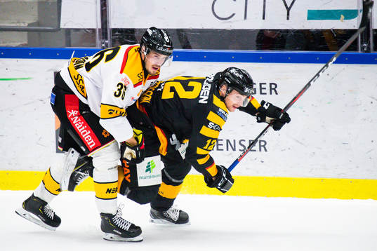 Luleås Emil Larsson och Skellefteås Adam Pettersson