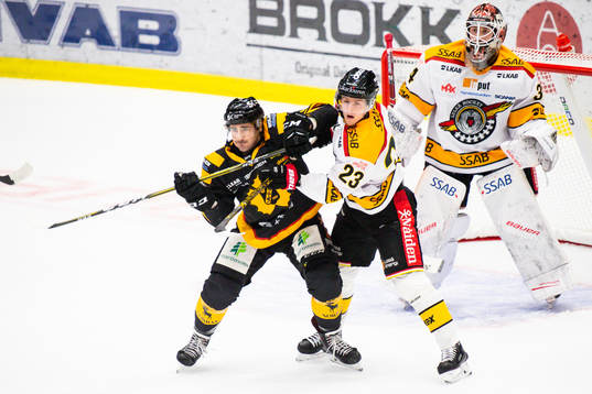 Skellefteås Bud Holloway och Luleås Jesper Sellgren
