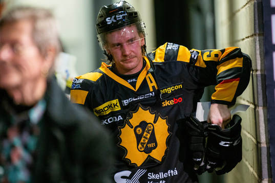 Skellefteås Jonathan Pudas deppar