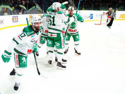 Rögles Taylor Matson jublar