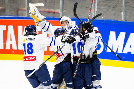 Bläddra bland fler bilder av Ishockey, TV-pucken, Semifinal, Örebro - Västerbotten