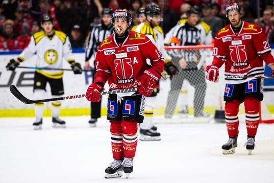 Örebros Aaron Palushaj deppar
