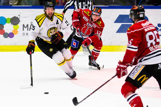 Brynäs Simon Bertilsson och Örebros Glenn Gustafsson