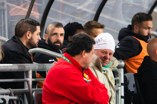 Hammarbys Kennedy Bakircioglu på bänken