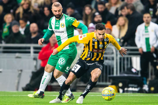 Hammarbys Kennedy Bakircioglu och Häckens Mervan Celik