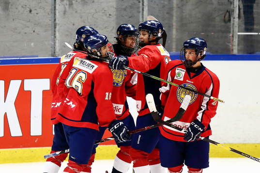 Stockholm Nords spelare jublar