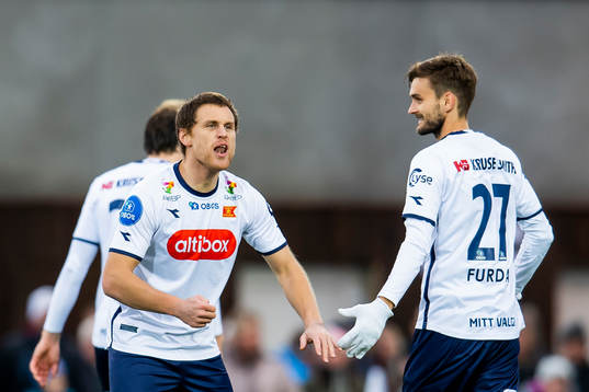 Tommy Høiland of Viking celebrates