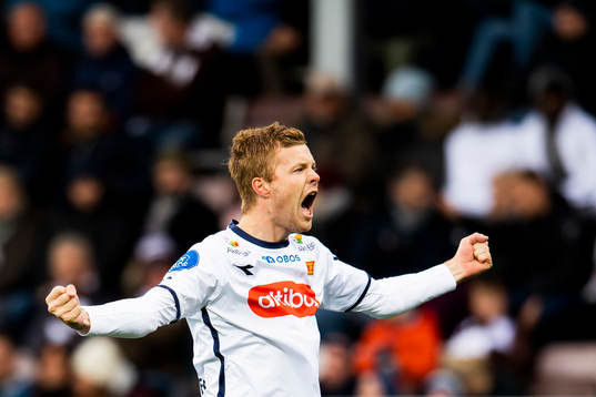 Even Østensen of Viking celebrates