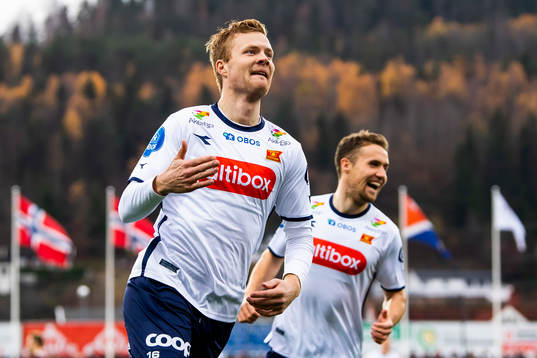 Even Østensen of Viking celebrates