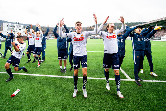 Sondre Flem Bjørshol and Rolf Daniel Vikstøl of Viking