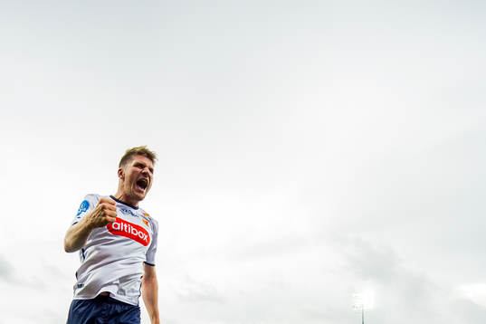 Axel Andresson of Viking celebrates