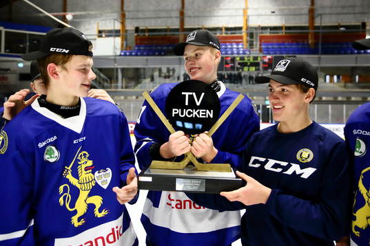 Göteborgs spelare med pokalen