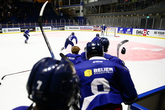 Göteborgs spelare stormar isen på slutsignalen