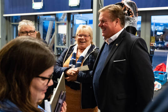 Leksands tränare Leif Carlsson innan ishockeymatchen i