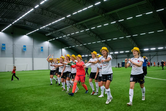 Limhamn Bunkeflos spelare jublar