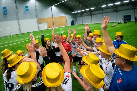 Limhamn Bunkeflos spelare jublar