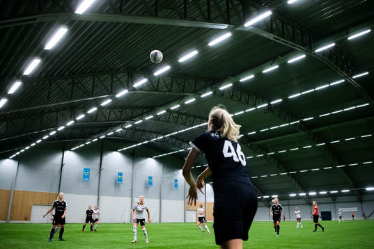 Limhamn Bunkeflos spelare och Rosengårds spelare